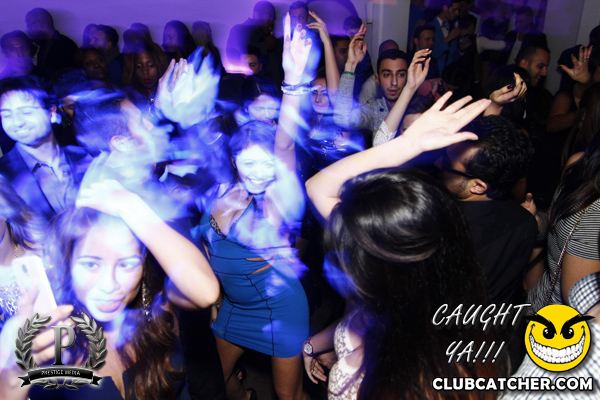 Cove 31 lounge photo 160 - December 7th, 2013