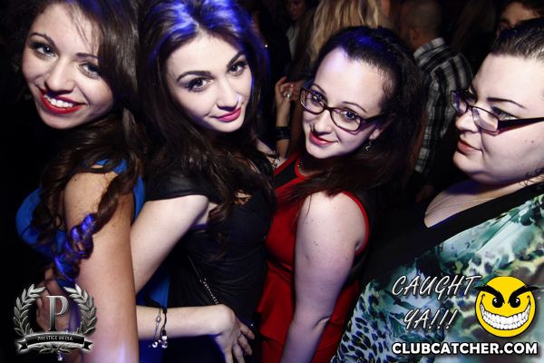 Cove 31 lounge photo 44 - December 7th, 2013