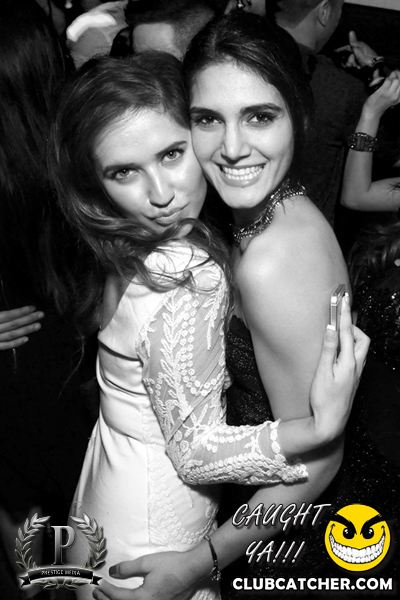 Cove 31 lounge photo 83 - December 7th, 2013