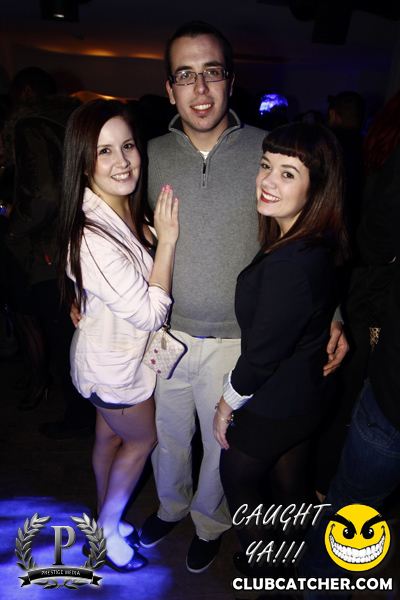 Cove 31 lounge photo 91 - December 7th, 2013