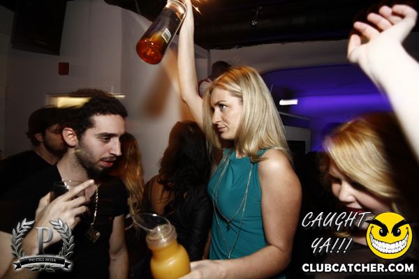 Cove 31 lounge photo 99 - December 7th, 2013