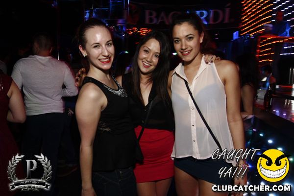 Gravity Soundbar nightclub photo 11 - December 13th, 2013