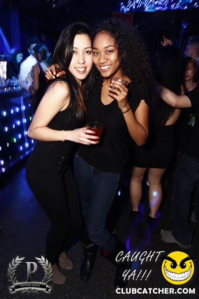 Gravity Soundbar nightclub photo 106 - December 13th, 2013