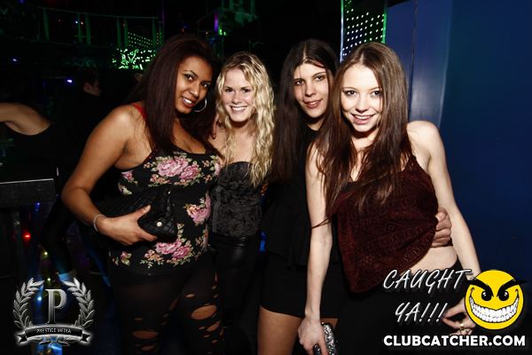 Gravity Soundbar nightclub photo 13 - December 13th, 2013