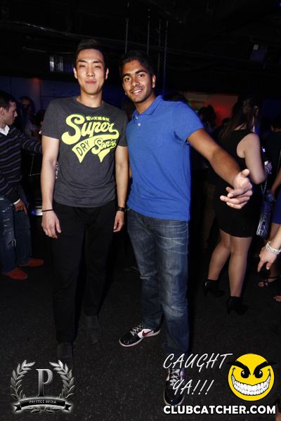 Gravity Soundbar nightclub photo 124 - December 13th, 2013