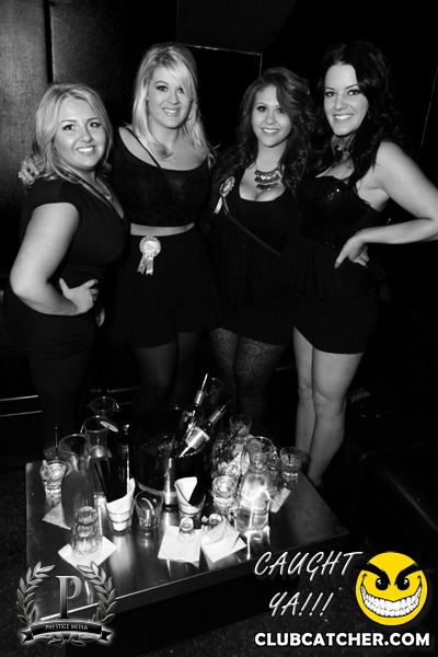 Gravity Soundbar nightclub photo 144 - December 13th, 2013