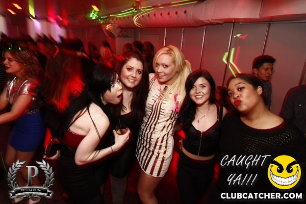 Gravity Soundbar nightclub photo 169 - December 13th, 2013