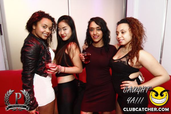 Gravity Soundbar nightclub photo 18 - December 13th, 2013