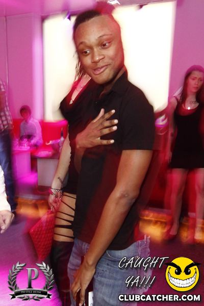 Gravity Soundbar nightclub photo 192 - December 13th, 2013