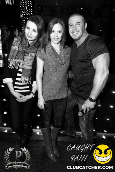 Gravity Soundbar nightclub photo 195 - December 13th, 2013