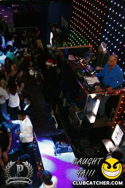 Gravity Soundbar nightclub photo 25 - December 13th, 2013