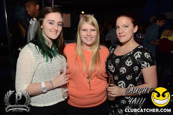 Gravity Soundbar nightclub photo 216 - December 20th, 2013