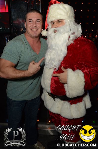 Gravity Soundbar nightclub photo 32 - December 20th, 2013