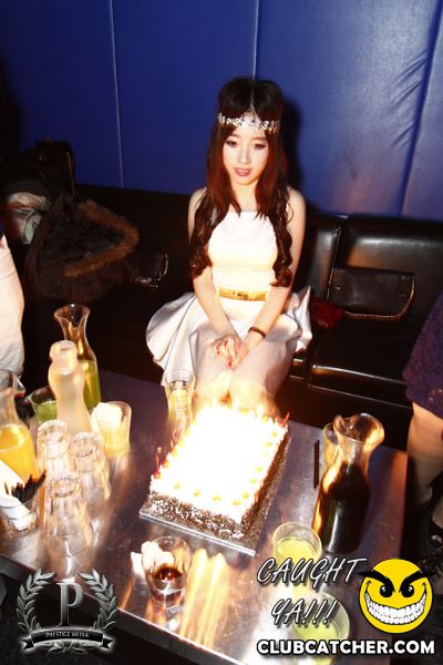 Gravity Soundbar nightclub photo 34 - December 20th, 2013