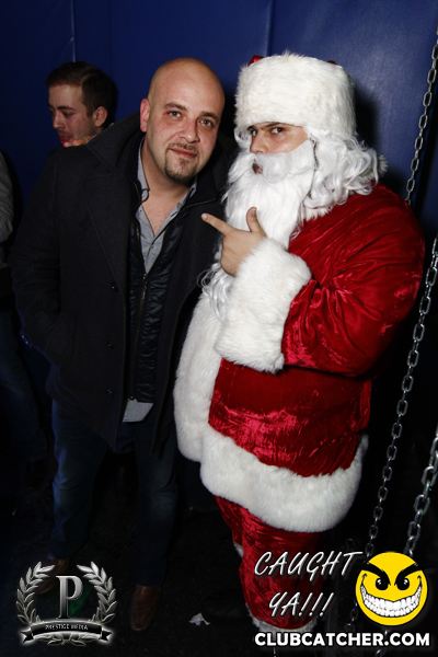 Gravity Soundbar nightclub photo 63 - December 20th, 2013