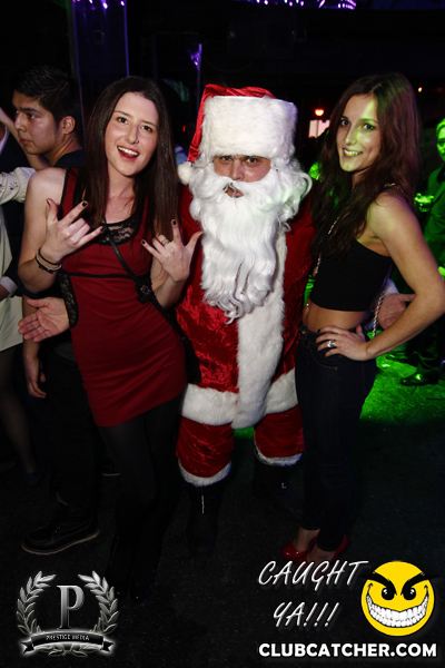 Gravity Soundbar nightclub photo 72 - December 20th, 2013