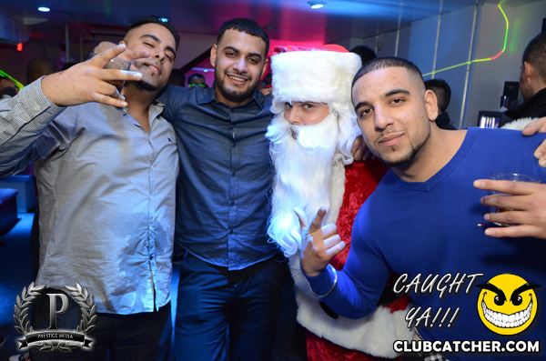 Gravity Soundbar nightclub photo 79 - December 20th, 2013