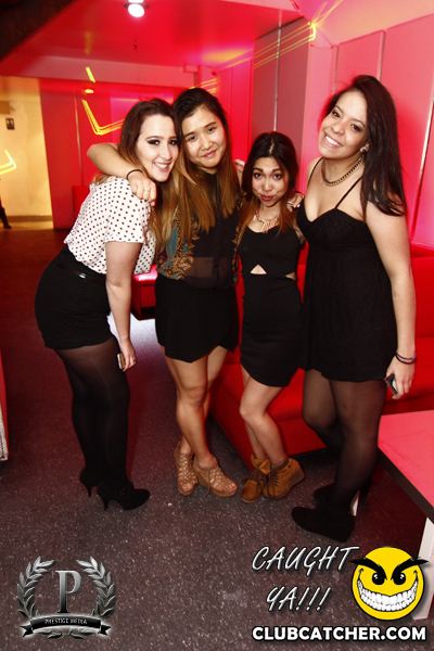 Gravity Soundbar nightclub photo 90 - December 20th, 2013