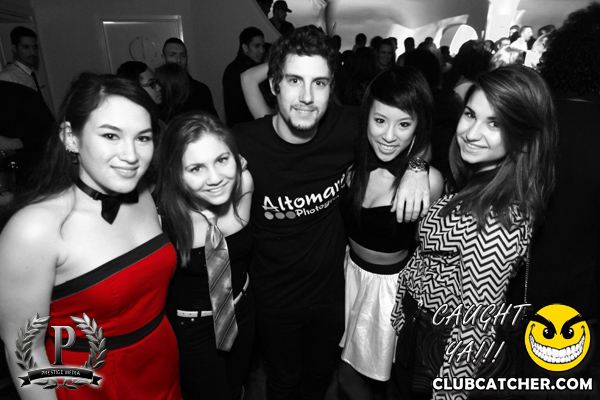 Cove 31 lounge photo 11 - December 21st, 2013