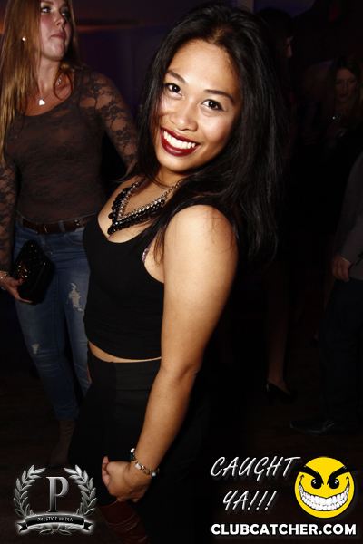 Cove 31 lounge photo 184 - December 21st, 2013