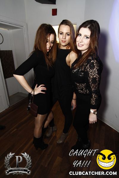 Cove 31 lounge photo 23 - December 21st, 2013