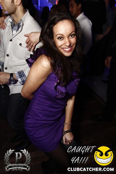 Cove 31 lounge photo 27 - December 21st, 2013