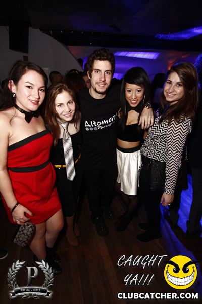 Cove 31 lounge photo 28 - December 21st, 2013