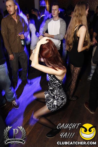 Cove 31 lounge photo 34 - December 21st, 2013