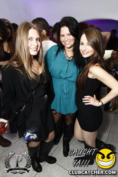 Cove 31 lounge photo 35 - December 21st, 2013