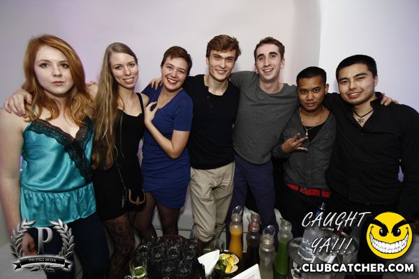 Cove 31 lounge photo 42 - December 21st, 2013