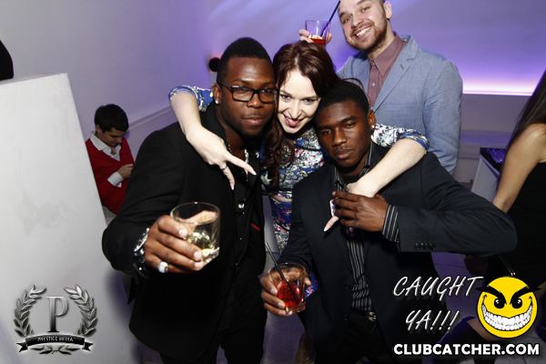 Cove 31 lounge photo 44 - December 21st, 2013