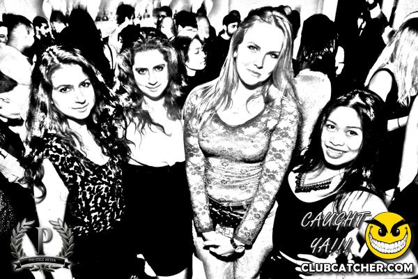 Cove 31 lounge photo 60 - December 21st, 2013