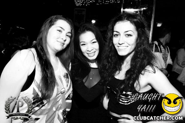 Gravity Soundbar nightclub photo 17 - January 10th, 2014