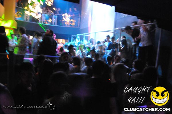 Frequency nightclub photo 509 - December 29th, 2010