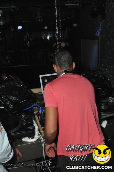 Frequency nightclub photo 534 - December 29th, 2010