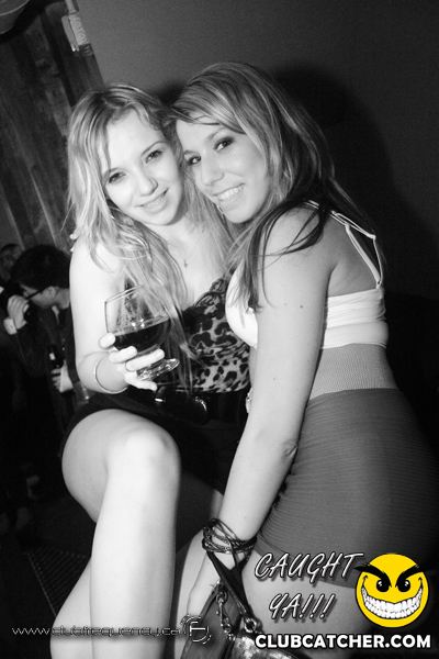 Frequency nightclub photo 537 - December 29th, 2010