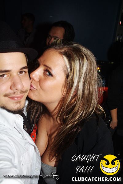 Frequency nightclub photo 542 - December 29th, 2010