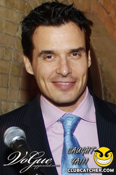 Vogue Supperclub party venue photo 2 - December 31st, 2010