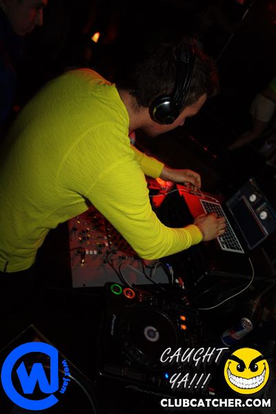 Body English nightclub photo 225 - April 24th, 2011