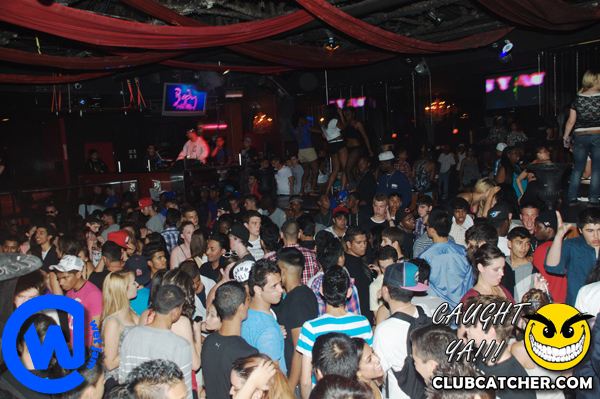 Body English nightclub photo 37 - June 26th, 2011