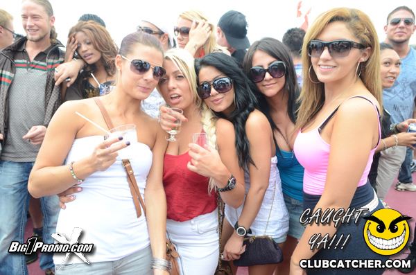 Luxy nightclub photo 337 - June 26th, 2011