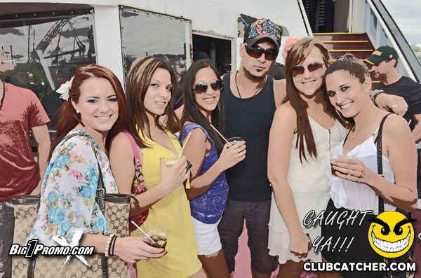 Luxy nightclub photo 87 - June 26th, 2011