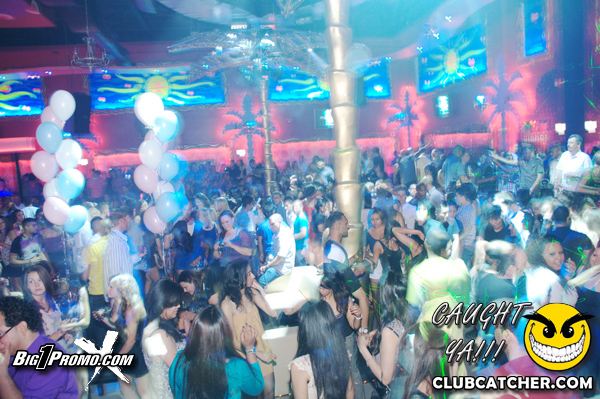 Luxy nightclub photo 1 - July 16th, 2011