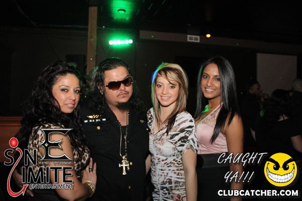 Epic lounge photo 106 - April 7th, 2012