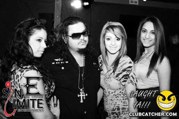 Epic lounge photo 75 - April 7th, 2012