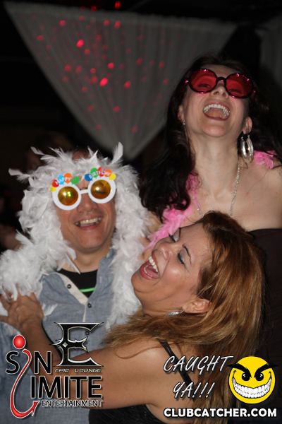 Epic lounge photo 2 - April 21st, 2012