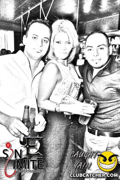 Epic lounge photo 109 - April 28th, 2012