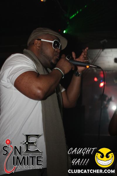 Epic lounge photo 201 - May 12th, 2012