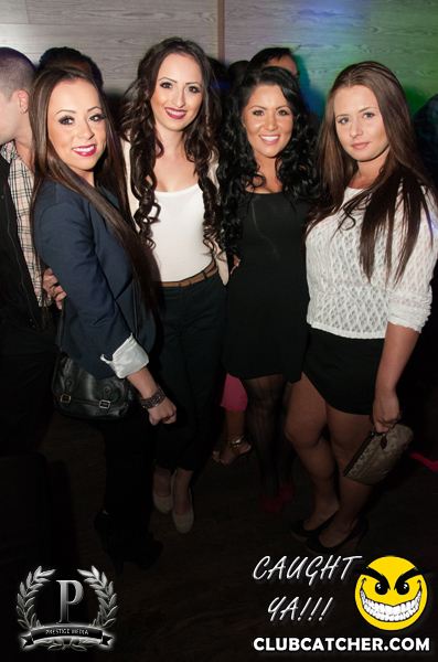 Ohso nightclub photo 70 - May 18th, 2013