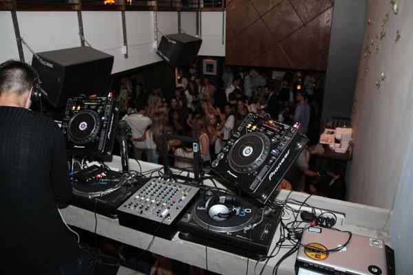 Abode lounge photo 58 - June 16th, 2012
